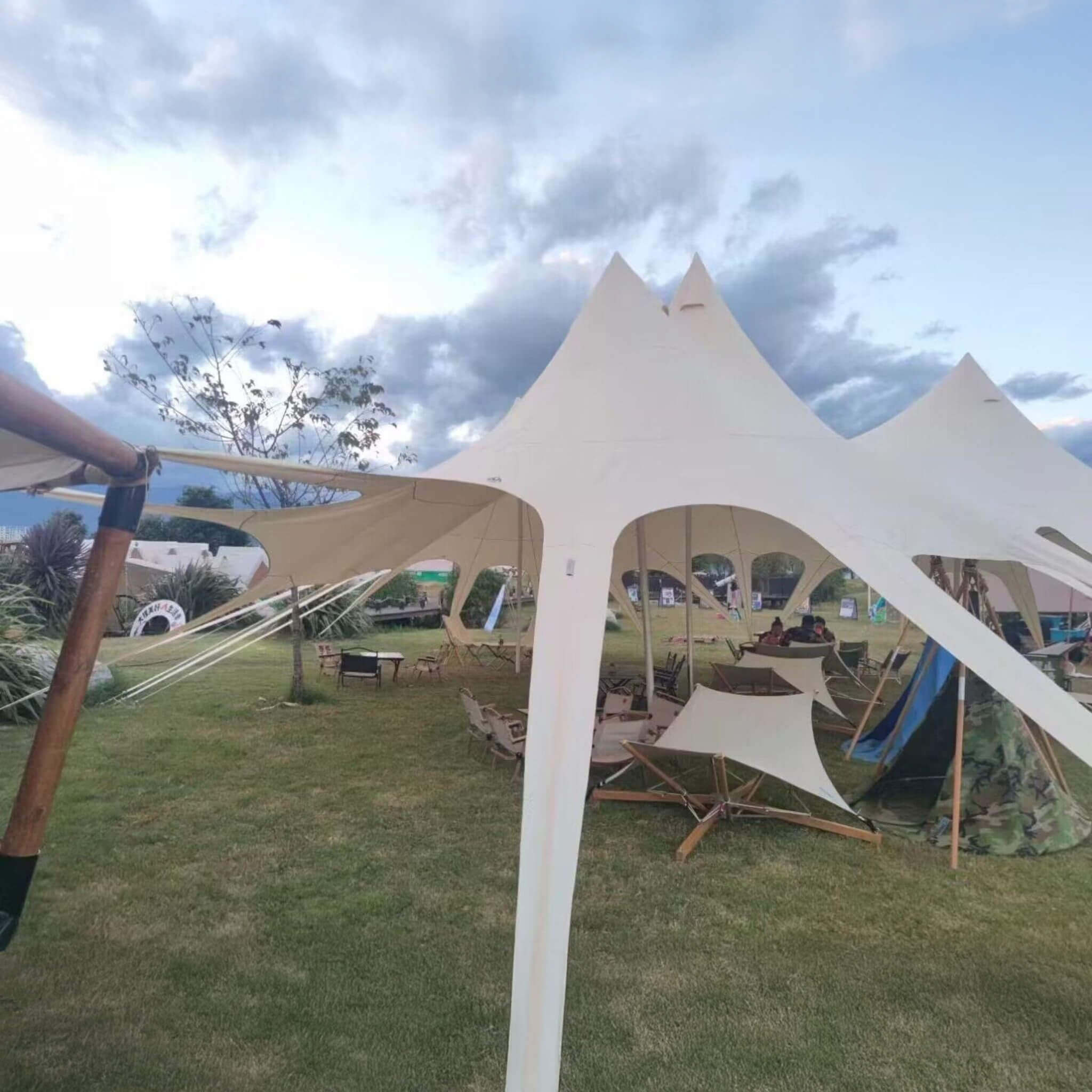 Extra-Large Portable Waterproof Multifunctional Outdoor Rain Tarp Canopy (SAK79811) – SAKSBY WHOLESALE, view 5