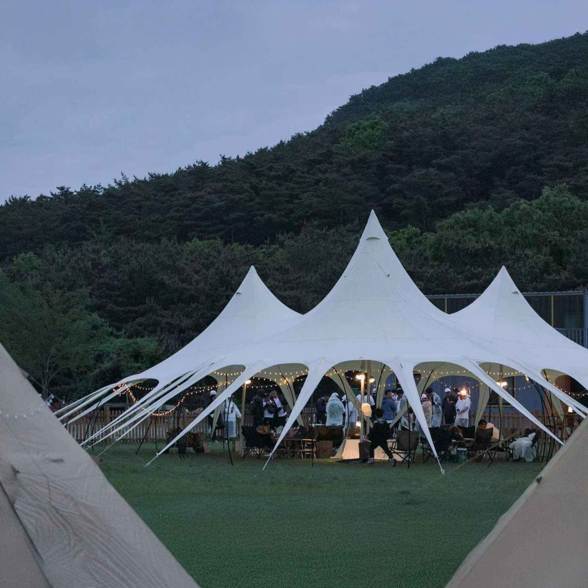 Extra-Large Portable Waterproof Multifunctional Outdoor Rain Tarp Canopy (SAK79811) – SAKSBY WHOLESALE, view 4
