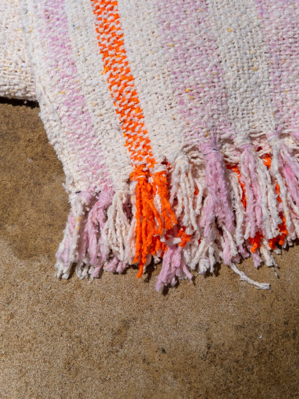WONENA Sundream Just Peachy - Sustainable Recycled Throw Blanket — lifestyle context