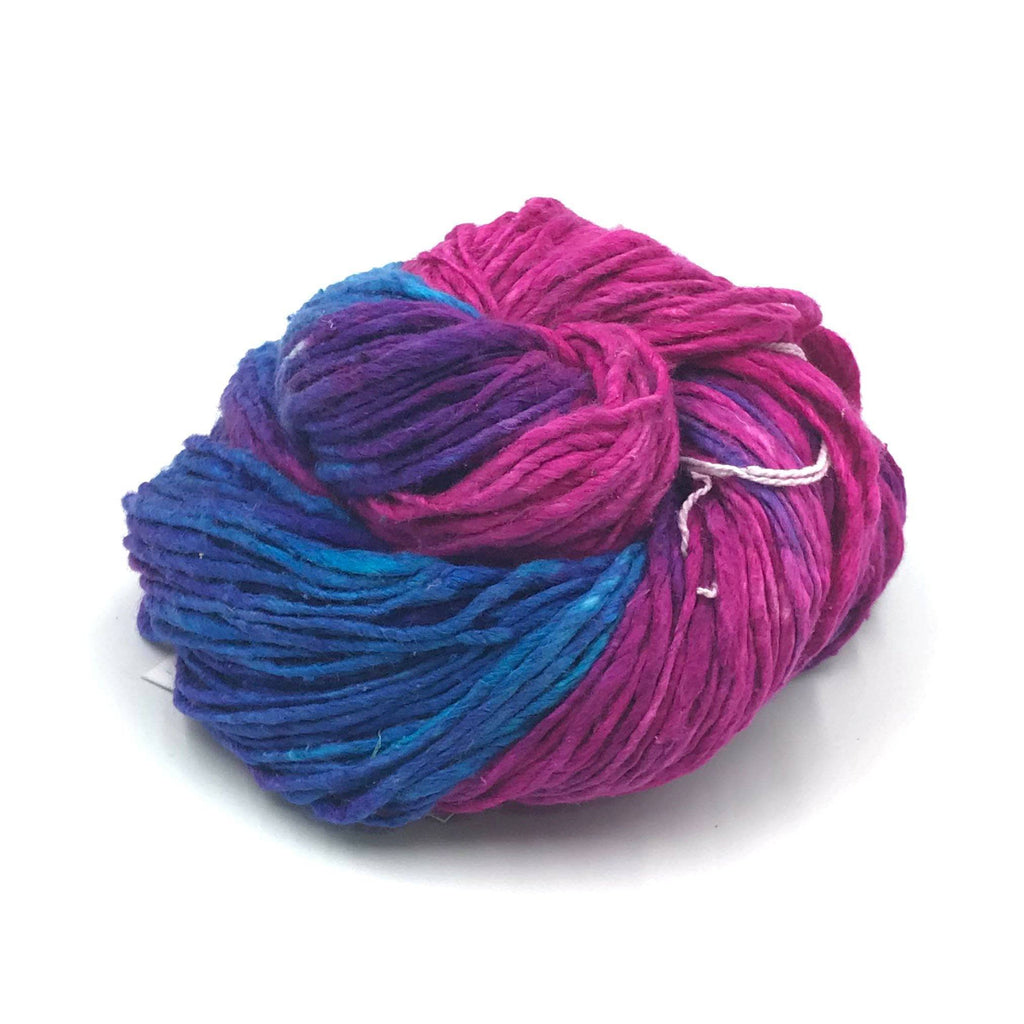Darn Good Yarn Darn Good Yarn Fashion Skinny Scarf Crochet Kit — detail shot 8