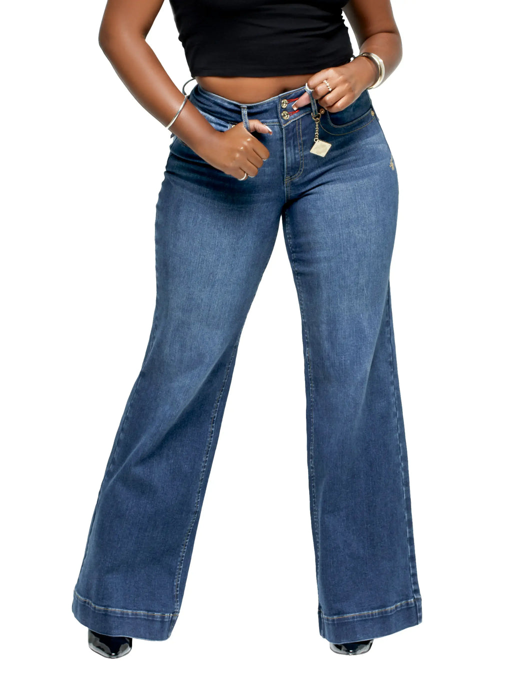 Apple Bottom Jeans Forbidden Fit Wide Leg Jean - Savage Wash — in-use context