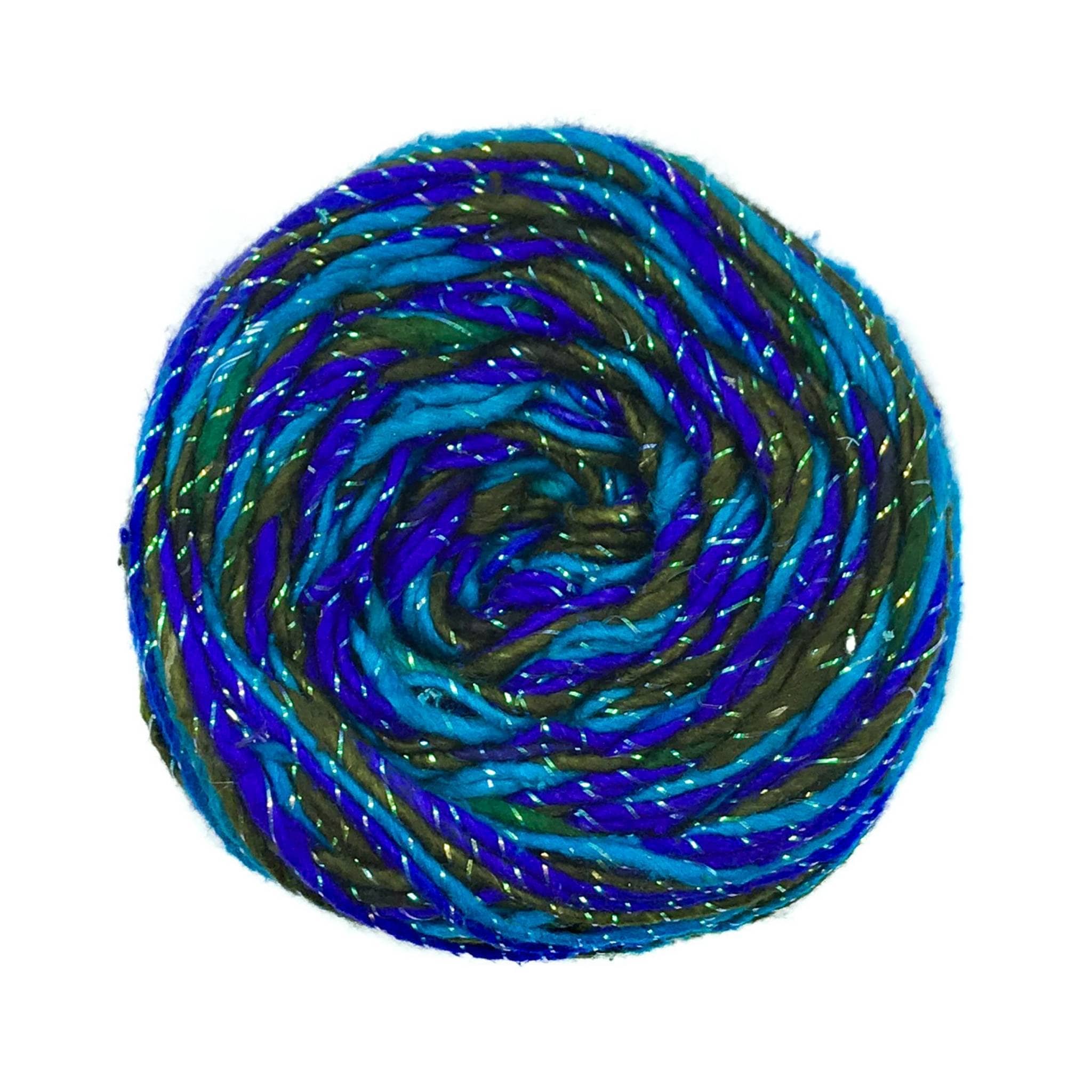Darn Good Yarn Darn Good Yarn Freeform Gauntlet Crochet Kit — detail shot 10