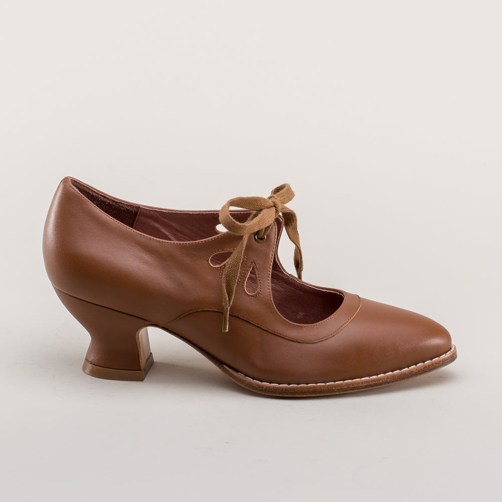 American Duchess Gibson Edwardian Leather Shoes (Tan) — packaging or label