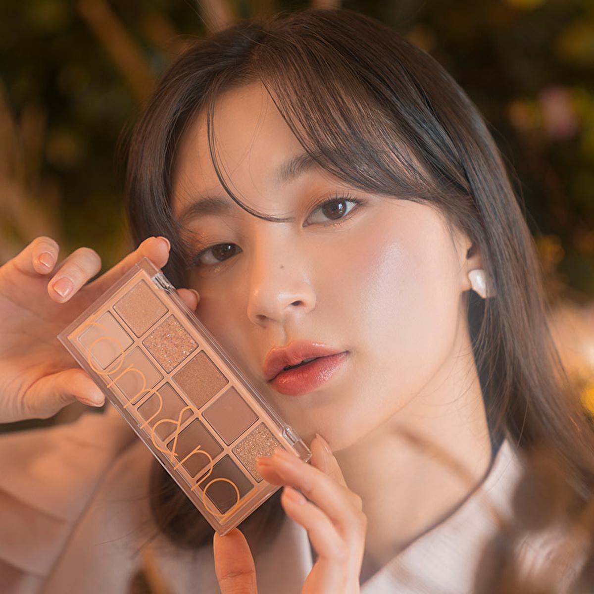rom&nd Better Than Palette Eyeshadow Palette 02 Mahogany Garden - 10 Shade Eyeshadow Palette for Versatile Makeup Looks