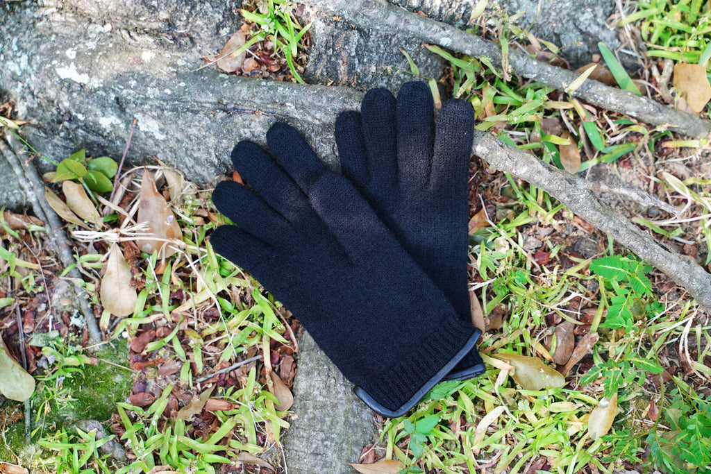 tittimitti tittimitti® 100% Virgin Wool Unisex Gloves with Genuine Leather Trim. OEKO-TEX Standard 100 — alternative angle