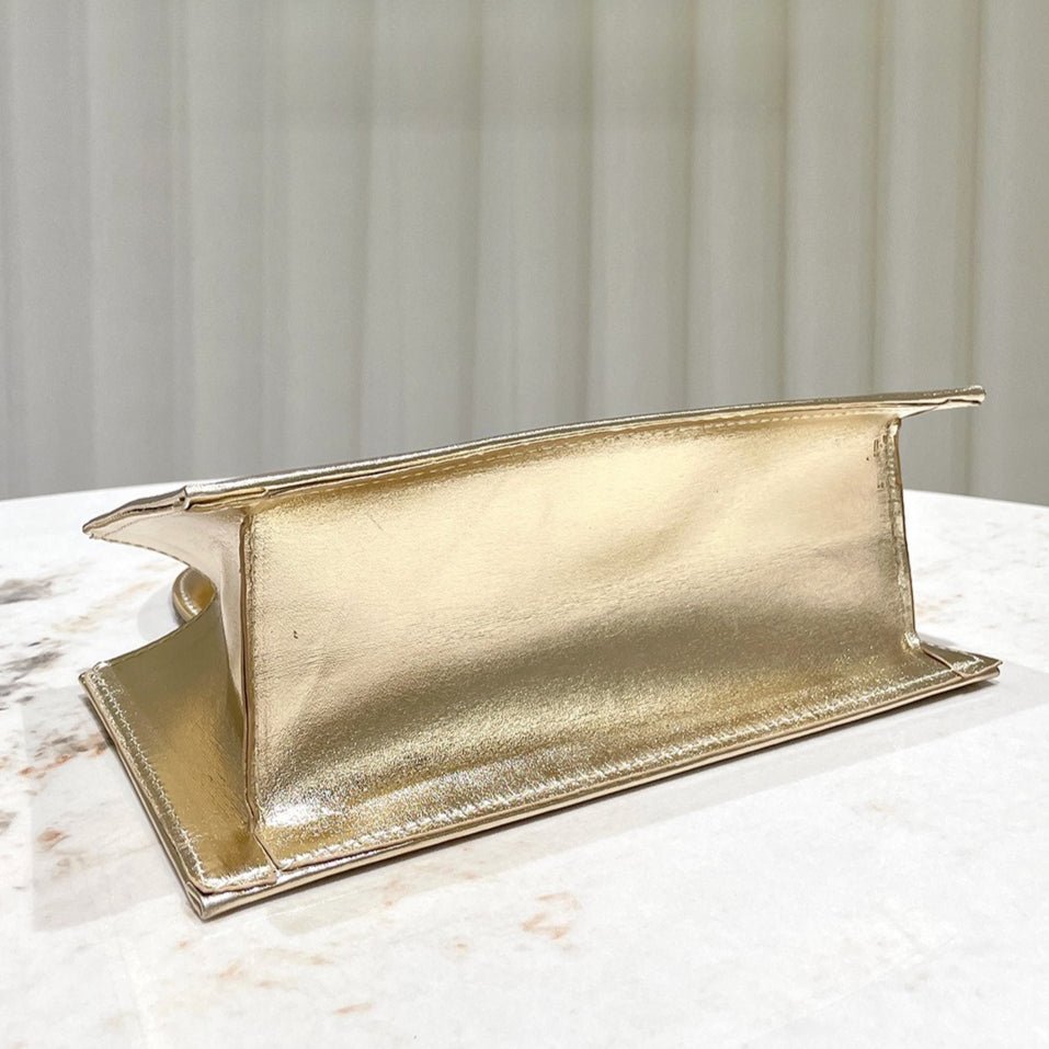 Mariam's Collection Gold Reflective Evening Clutch with Diamond-Studded Circular Handle (MAC294) — detail shot 7