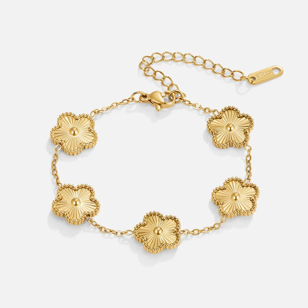SORI STYLE Golden Clover Flower Bracelet. — main product shot