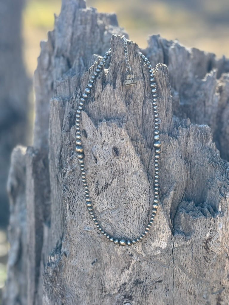 Wild Junkie Graduated Pearl Beaded Choker — lifestyle context