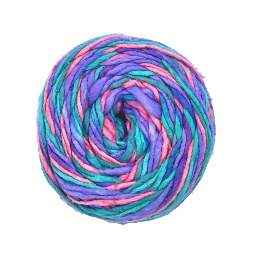 Darn Good Yarn Darn Good Yarn Graduating Diamonds Crochet Scarf Kit — detail shot 8