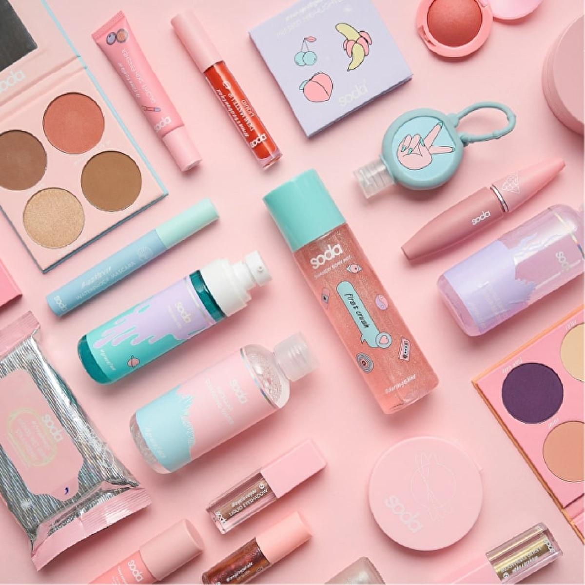 Soda Glowy Skin Finisher - Long-Lasting Radiant Glow Makeup Base & Highlighter for Face & Body