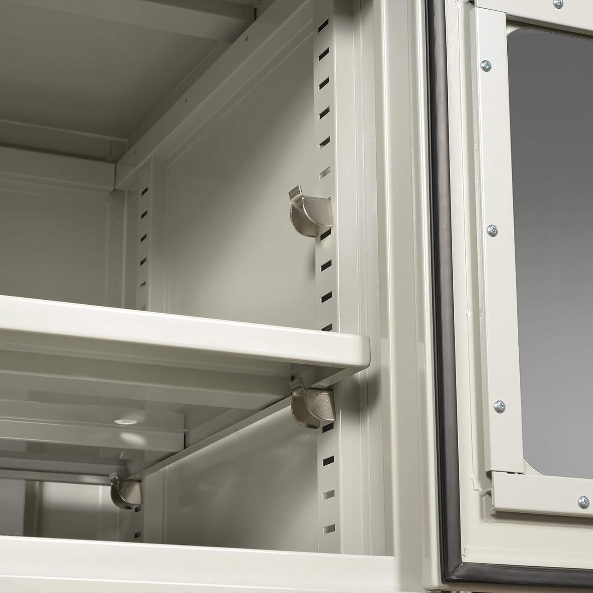 Heavy-Duty 192-Gallon Stainless Steel Nitrogen Dry Cabinet [1-10% RH] (SAK27184) – SAKSBY WHOLESALE, view 3