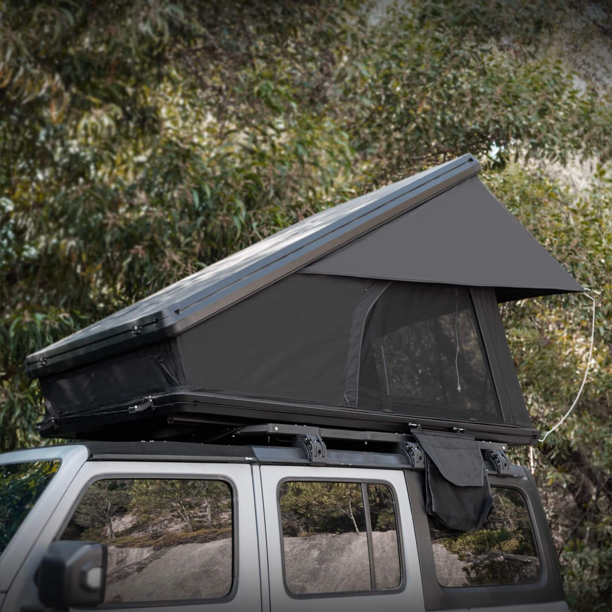 Trailora Altitude Heavy-Duty Hard-Shell Rooftop Tent With Ladder [2-3 Person] (SAK93120) – SAKSBY WHOLESALE, view 22