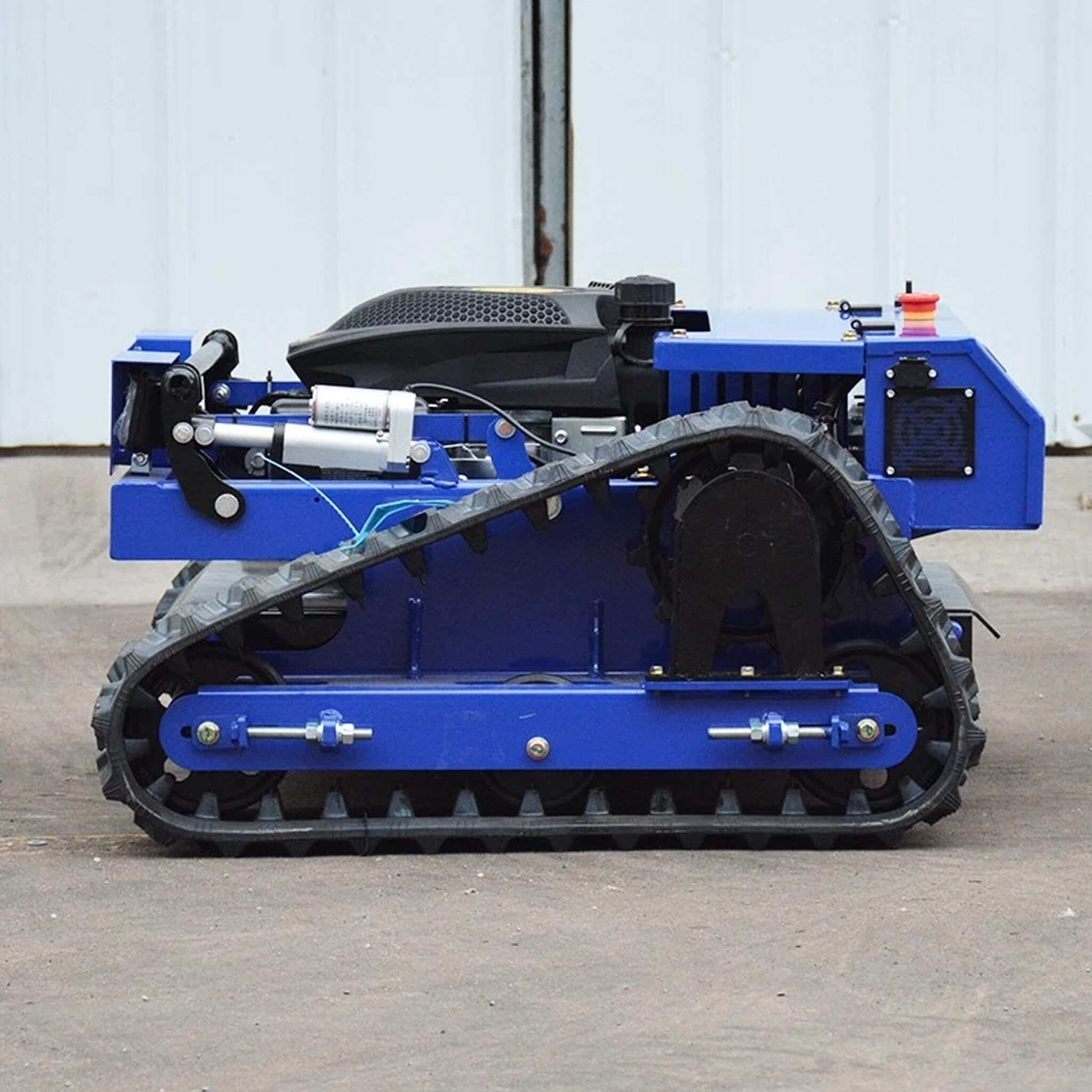 Heavy-Duty 7HP Commercial Remote-Controlled Tracked Gasoline Lawn Mower (SAK94270) – SAKSBY WHOLESALE, view 18