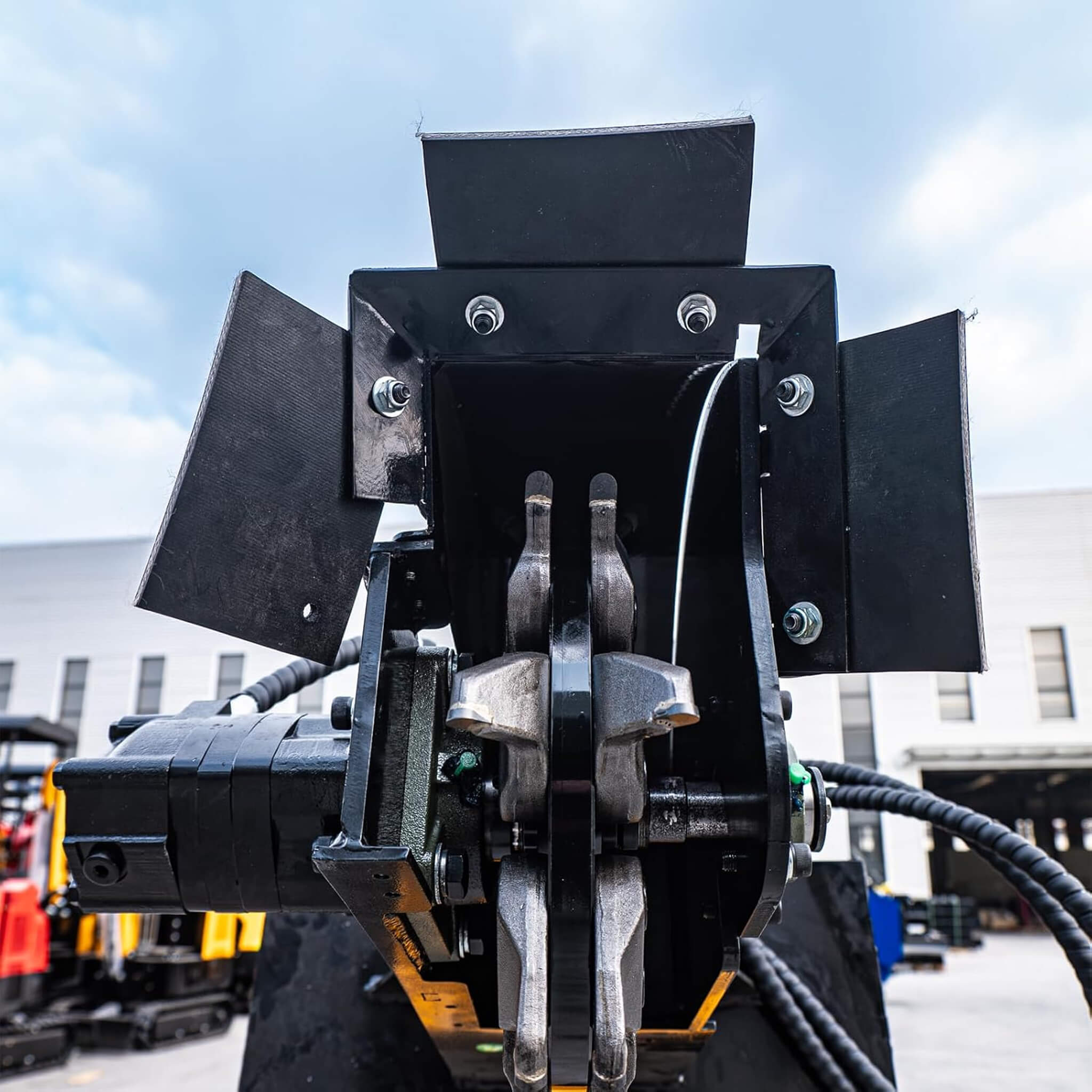 Heavy-Duty Mini Skid Steer Stump Grinder Attachment With Carbide Steel Teeth (SAK57481) – SAKSBY WHOLESALE, view 7