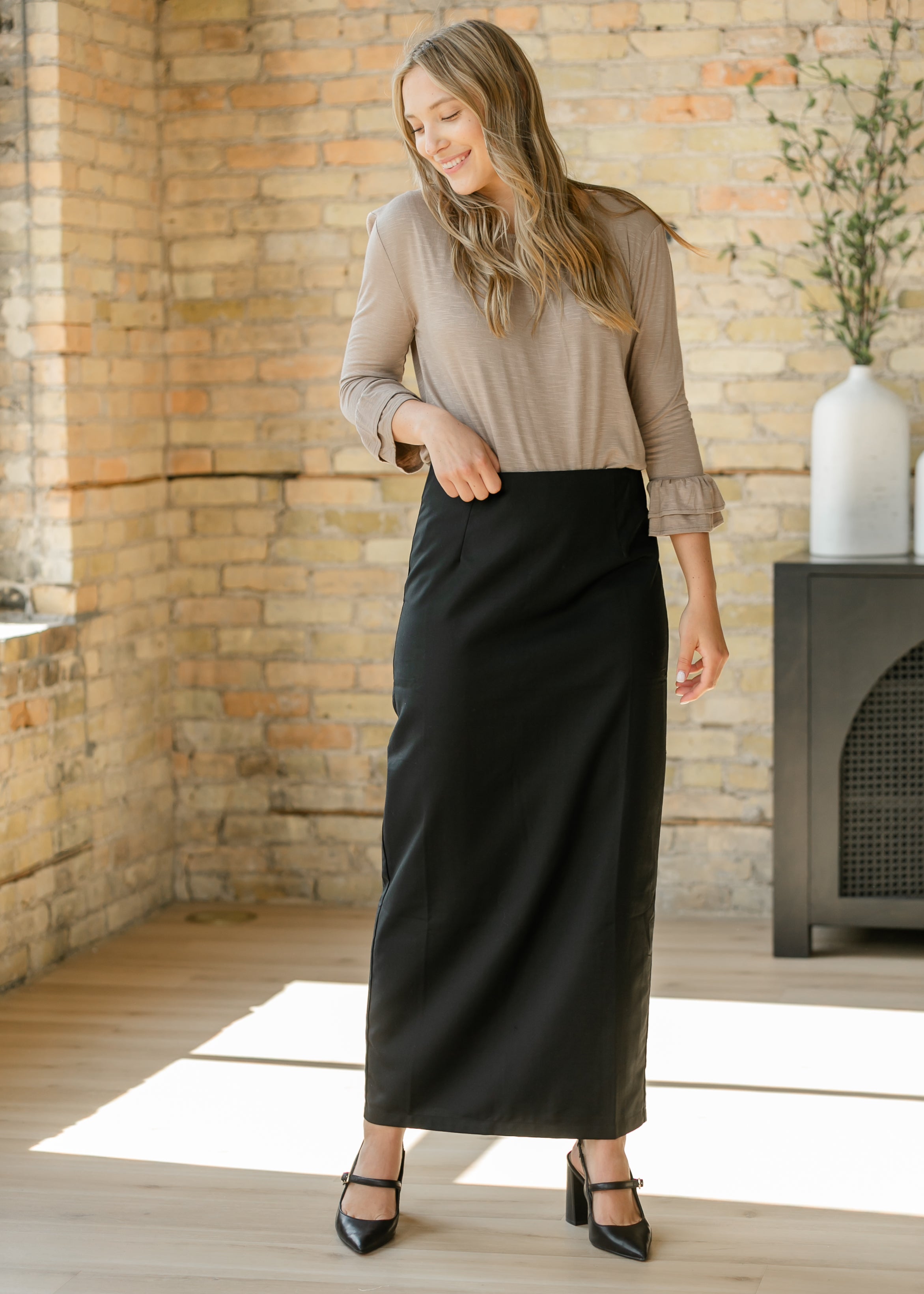 Inherit Co. Hollis Long Maxi Skirt — detail close-up