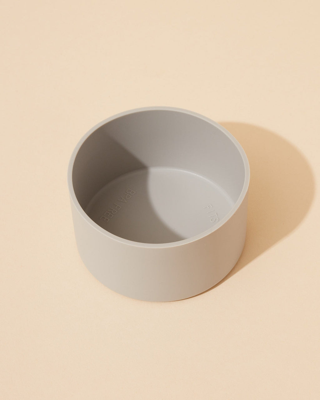 gray silicone bottle sleeve – makesy®