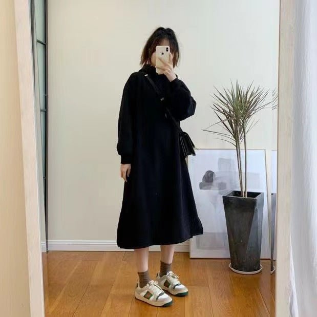 Mariam's Collection Mariam's Collection Hooded Pullover Long Sweatshirt (MS072) — lifestyle worn / used context