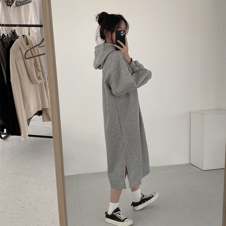 Mariam's Collection Mariam's Collection Hooded Pullover Long Sweatshirt (MS072) — Mariam's Collection branding close-up