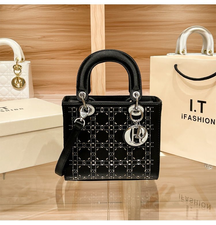Mariam's Collection Hot diamond heavy industry high-end satin Princess Diana bag（MAC220） — feature highlight