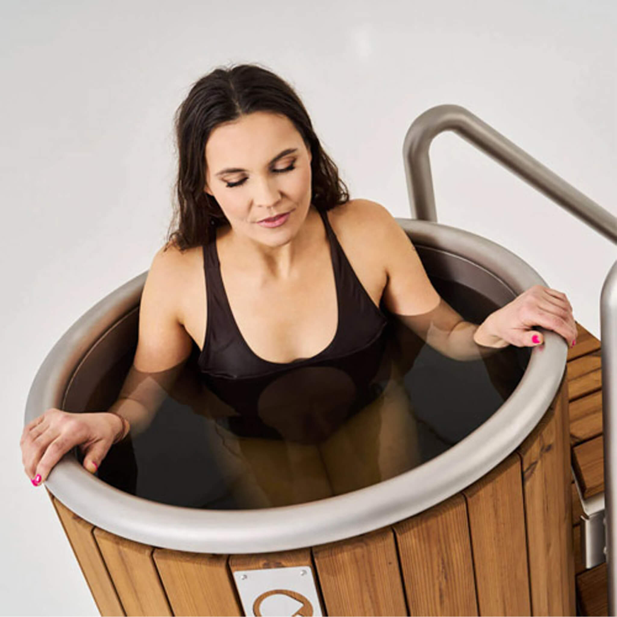 Icetubs IceBarrel Thermowood And Fiberglass Cold Plunge Immersion Tub (SAK68129) – SAKSBY WHOLESALE, view 3