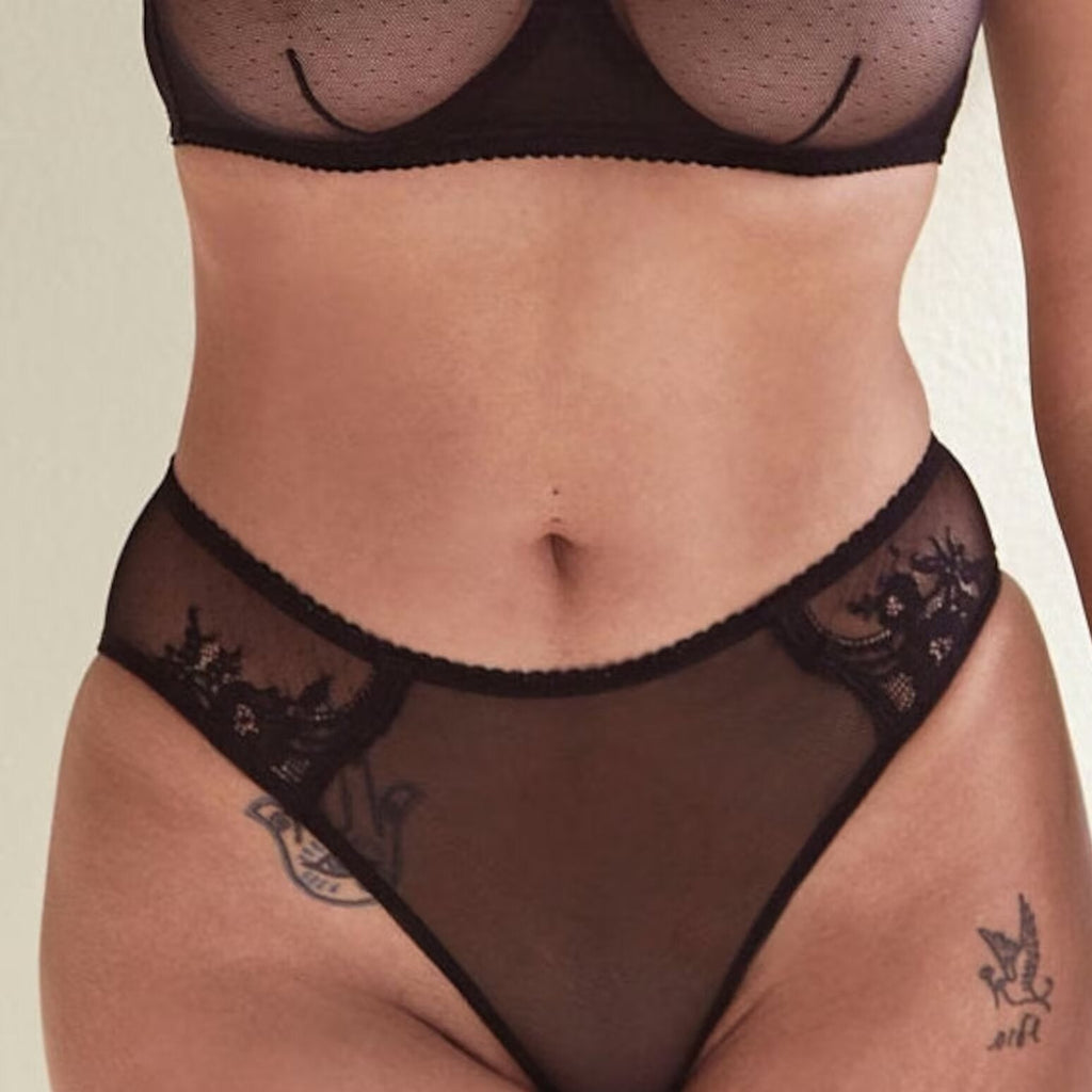 Amour d'Agnette Kim Stretch Lace & Mesh Hipster Brief — scalloped lace detail