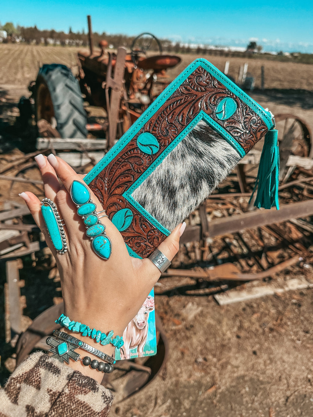 Haute Southern Hyde The Turquoise Dreams Wallet a Haute Southern Hyde by Beth Marie Exclusive — detail close-up