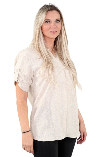 KADOU BOUTIQUE V-Neck Short Sleeves Top — detail close-up