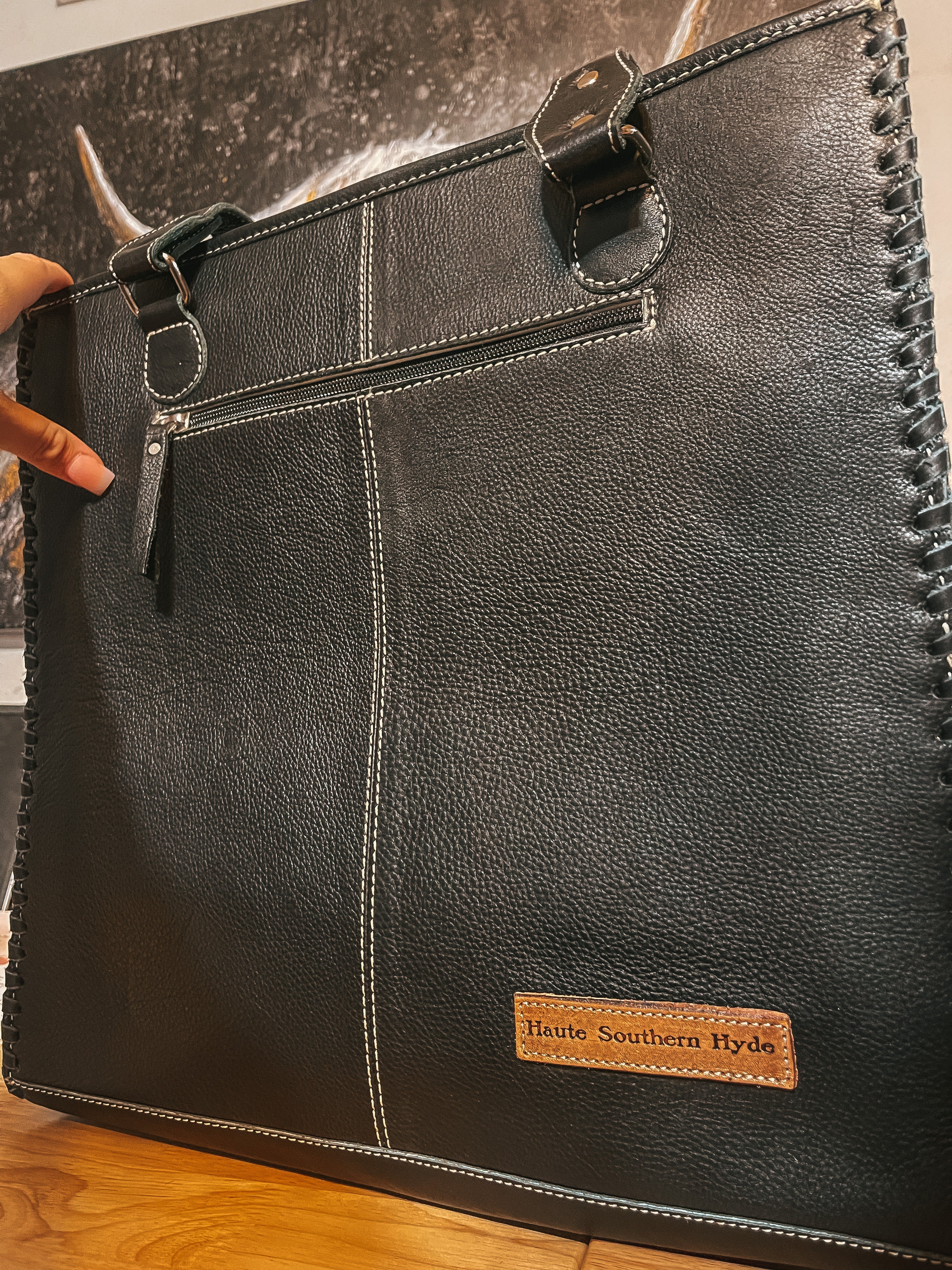 Haute Southern Hyde Luxe Cowgirl Tote a Haute Southern Hyde by Beth Marie Exclusive — detail shot 9