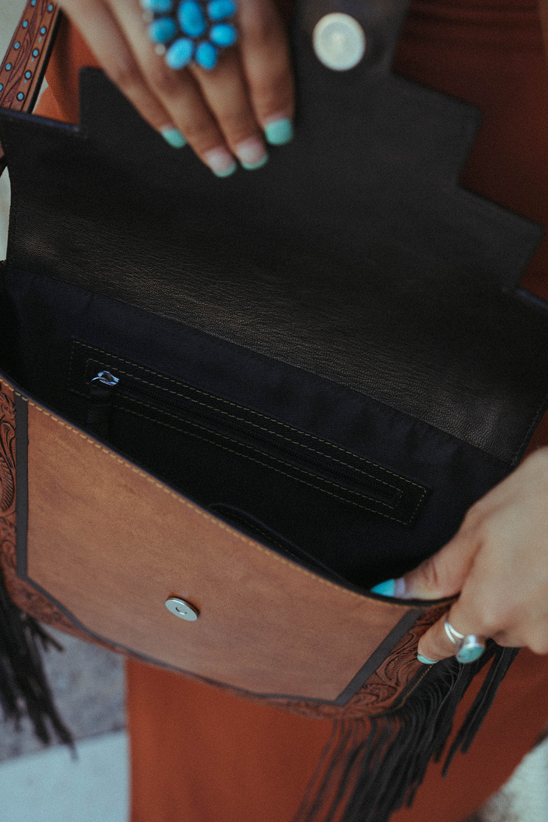 Haute Southern Hyde The Austin Bag a Haute Southern Hyde by Beth Marie Exclusive — packaging