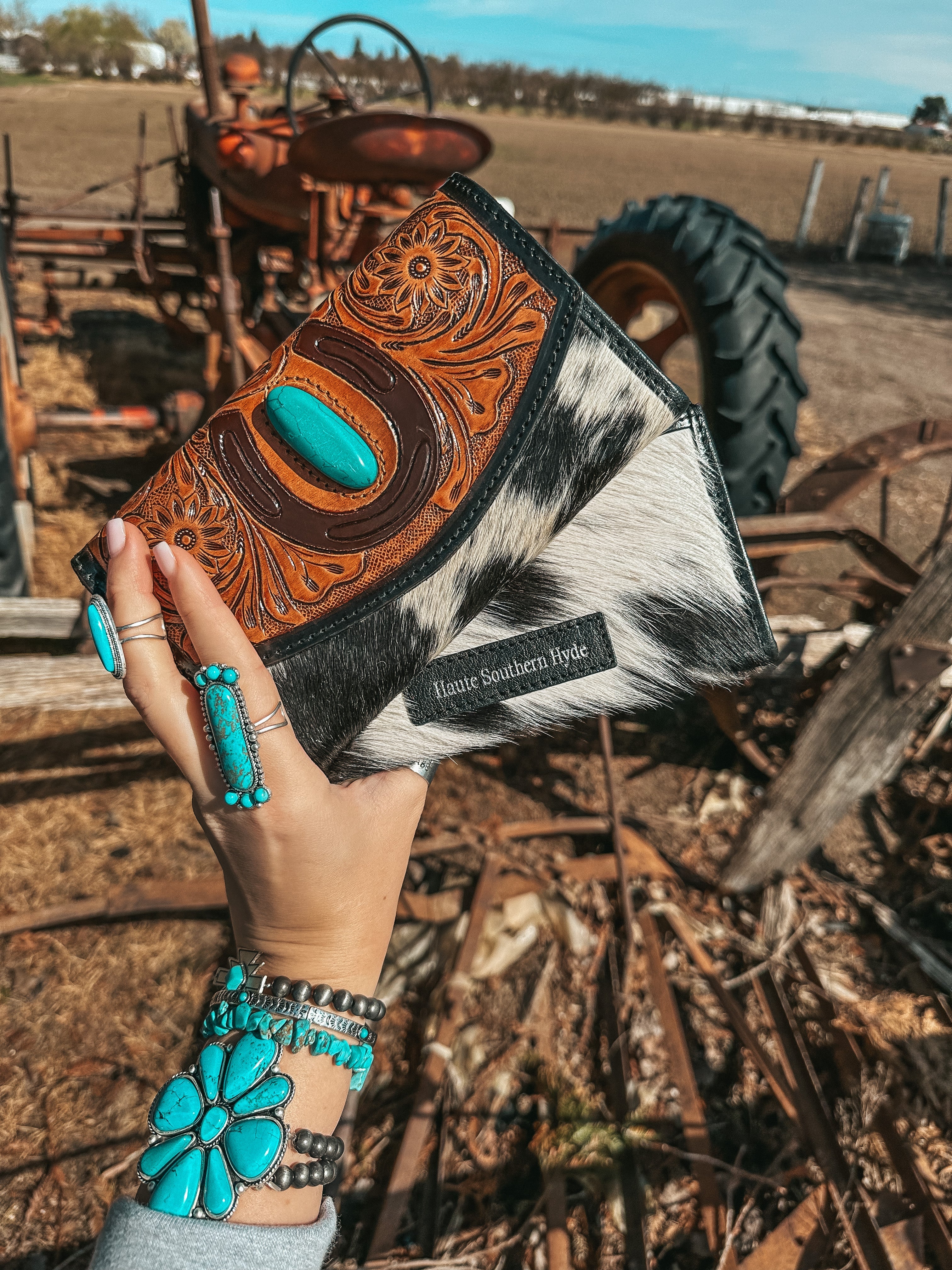 Haute Southern Hyde Nashville Wallets — in-use photo