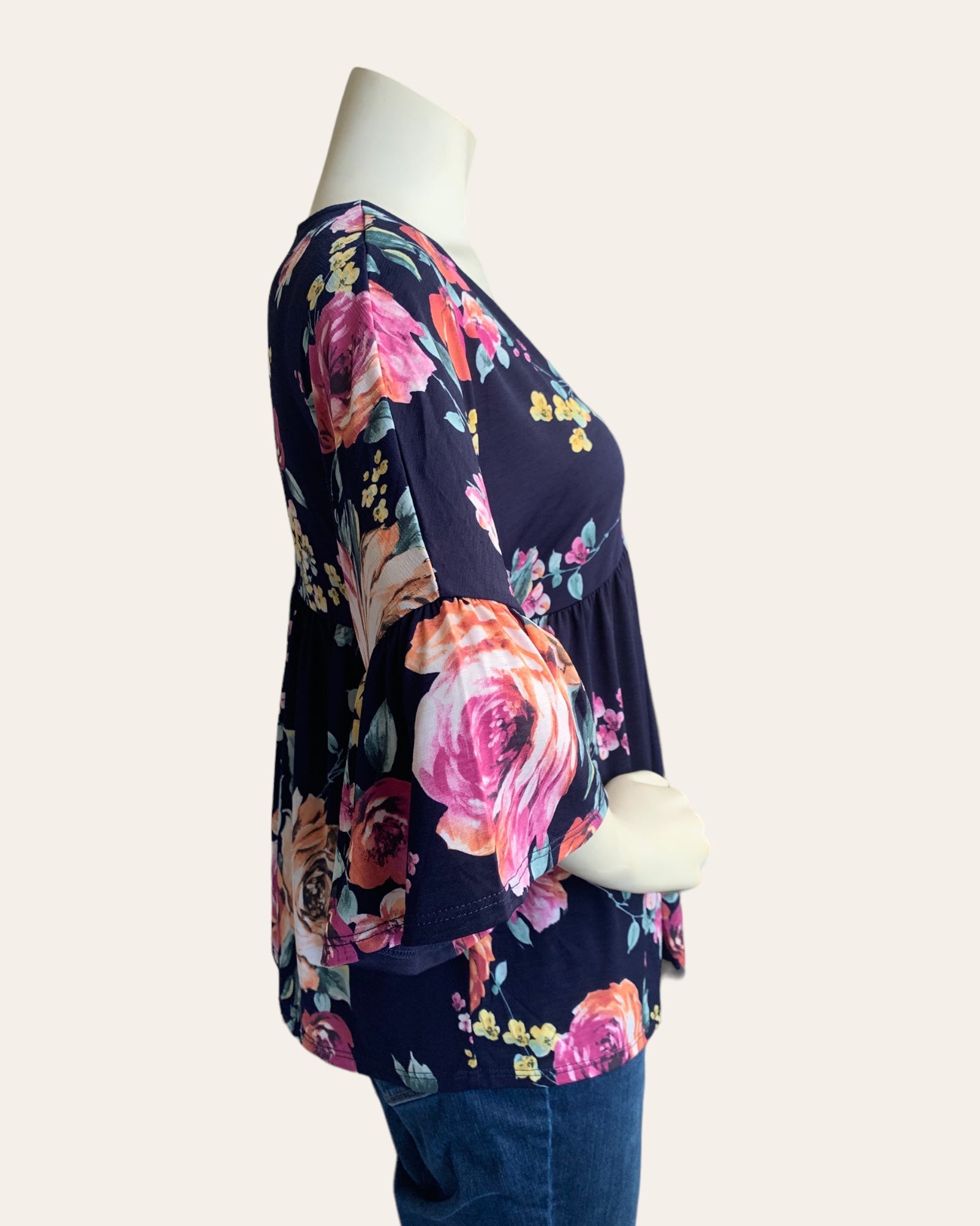 KADOU BOUTIQUE Dozen Roses Empire-Waist Top — side view