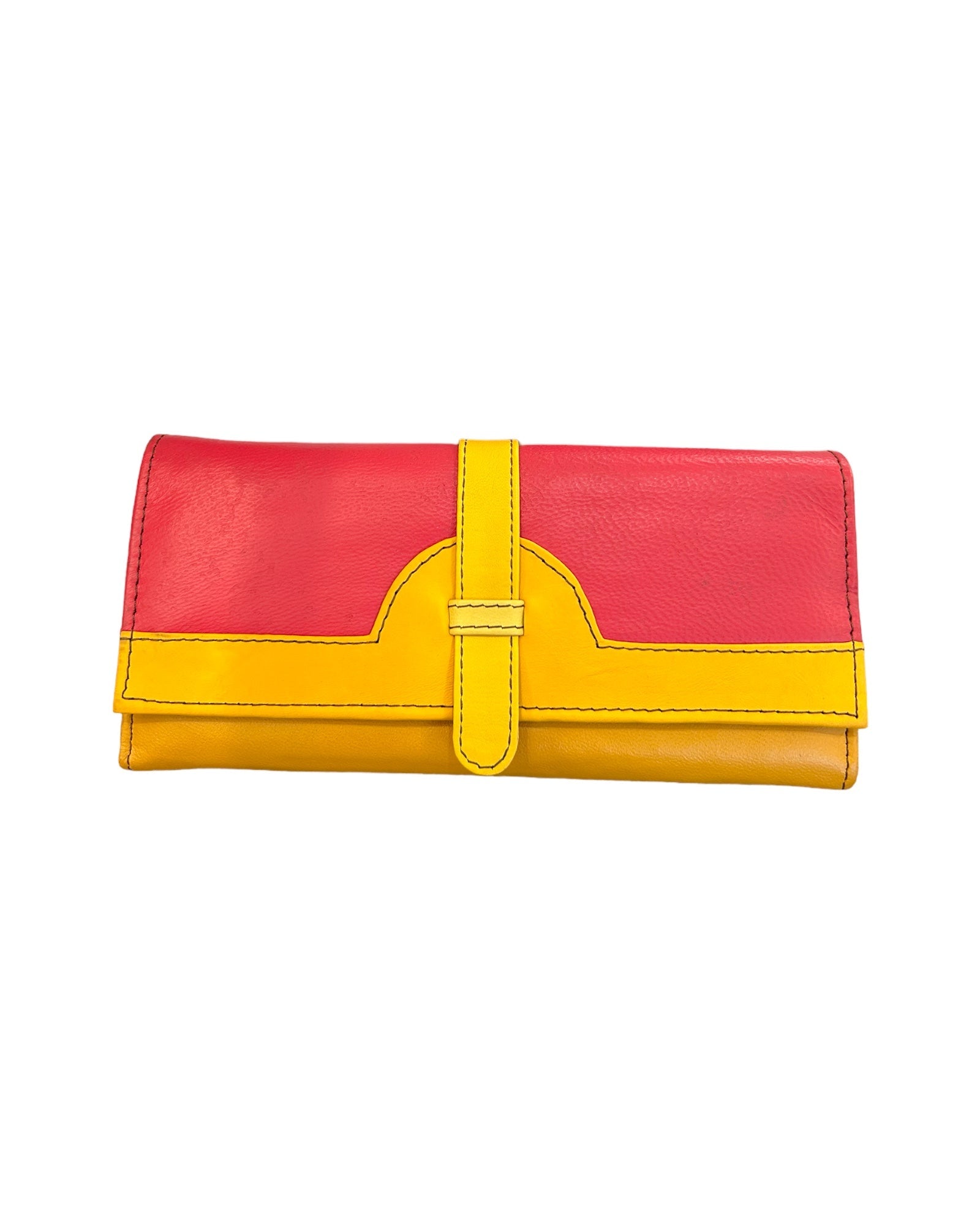 KADOU BOUTIQUE Soruka Half Moon Wallet — size reference