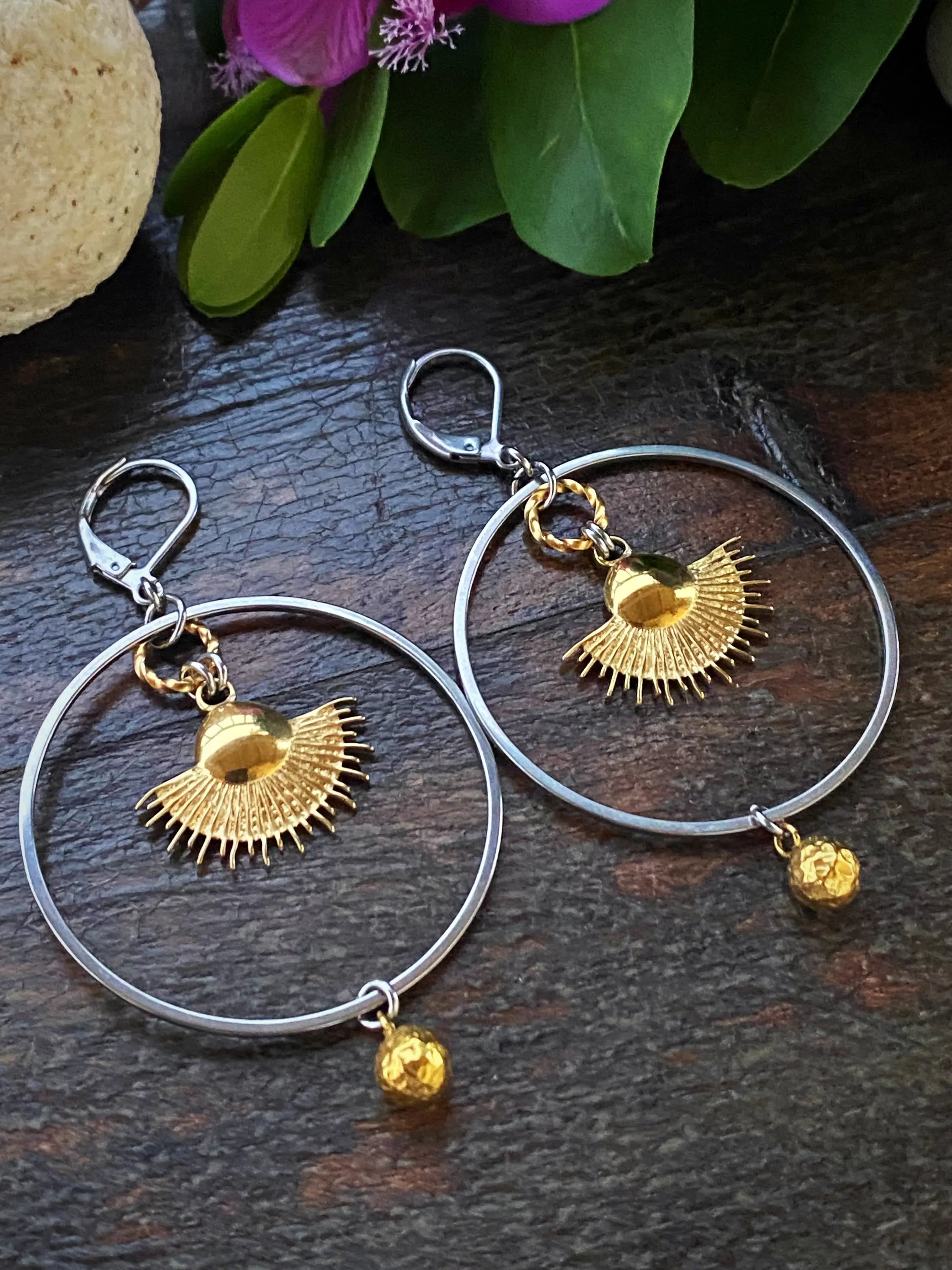 Bellaforma Jewelry SAMALA SUN HOOPS — detail and construction