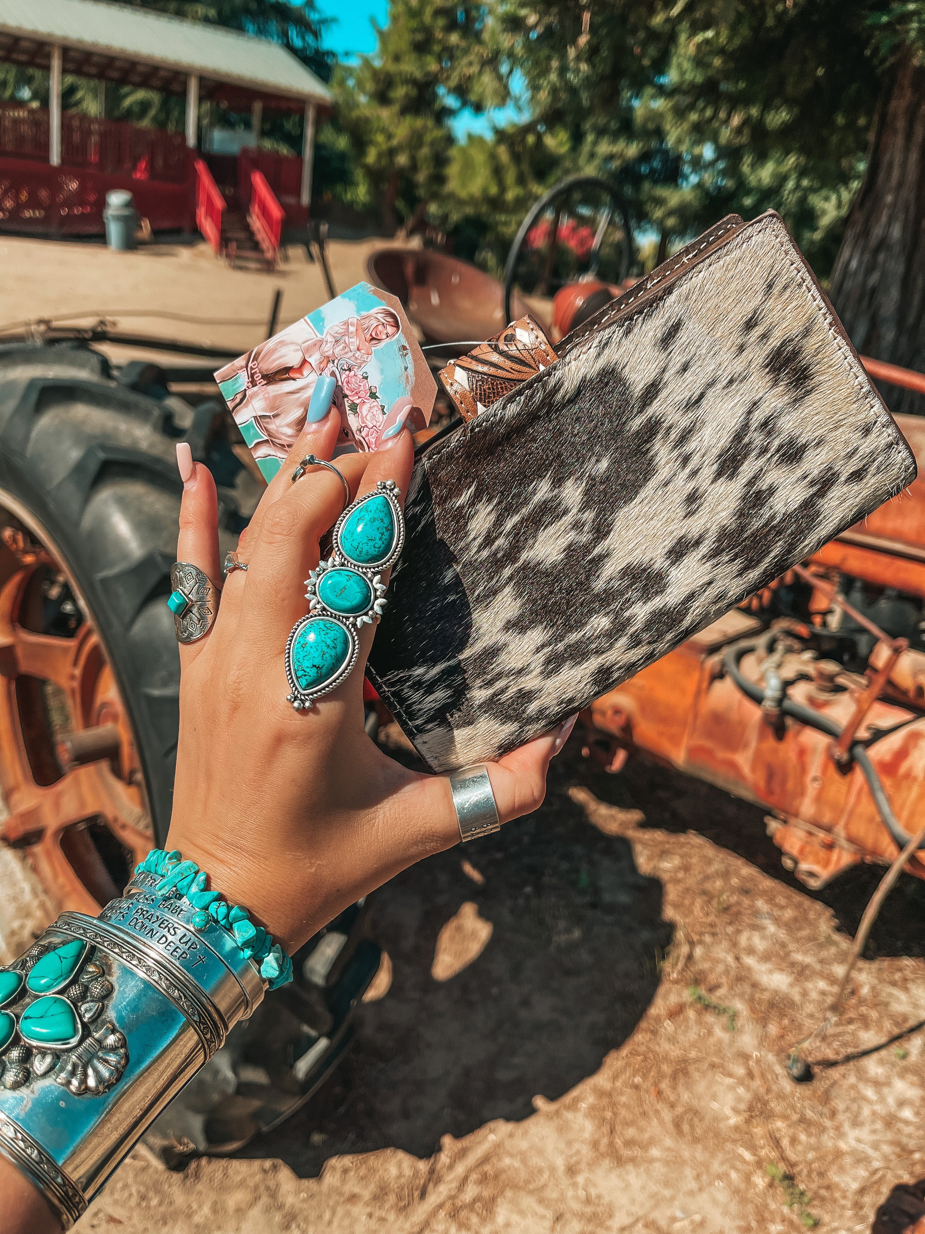 Haute Southern Hyde The Lancaster Wallet a Haute Southern Hyde by Beth Marie Exclusive — detail shot 6
