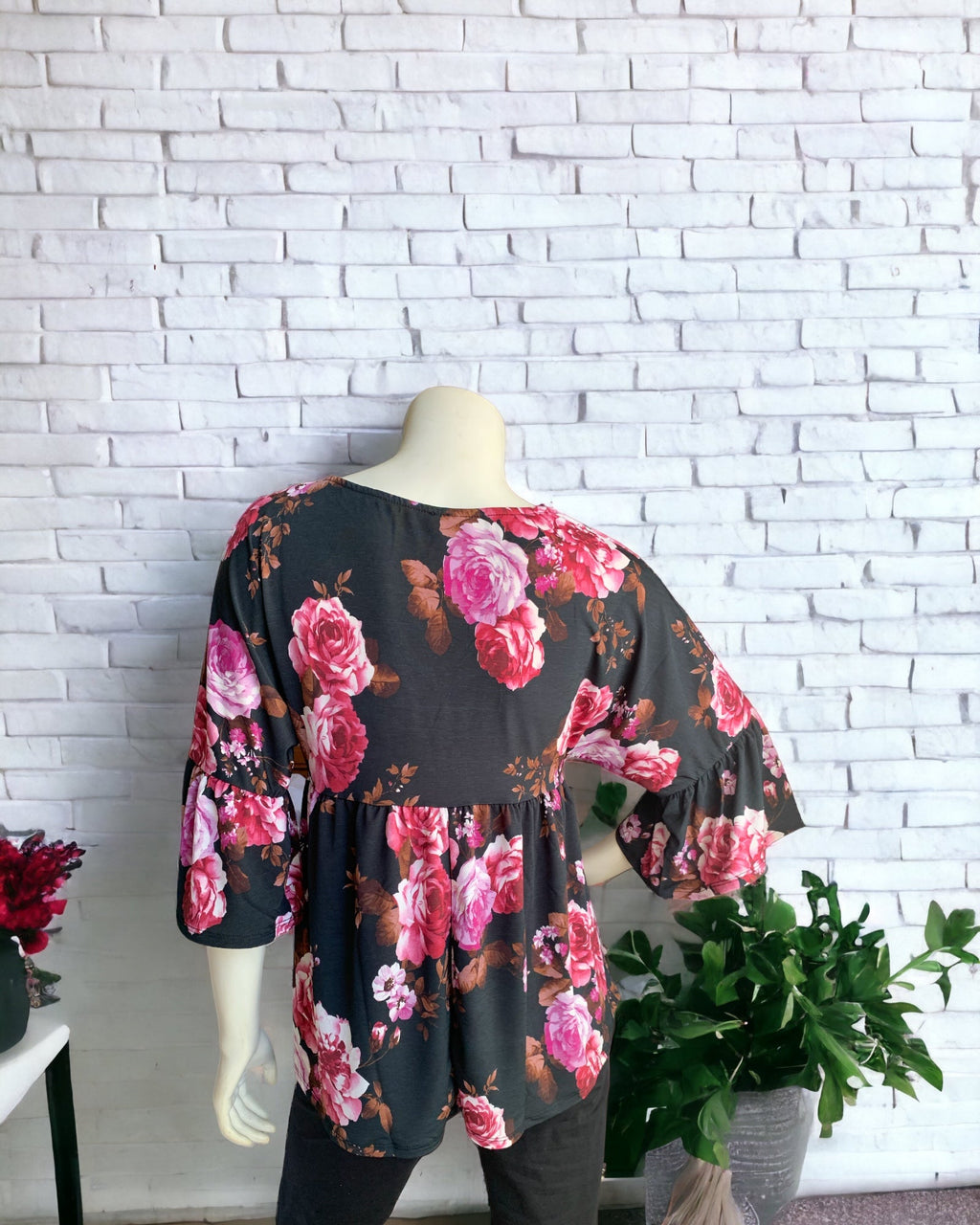KADOU BOUTIQUE Dozen Roses Empire-Waist Top — back view