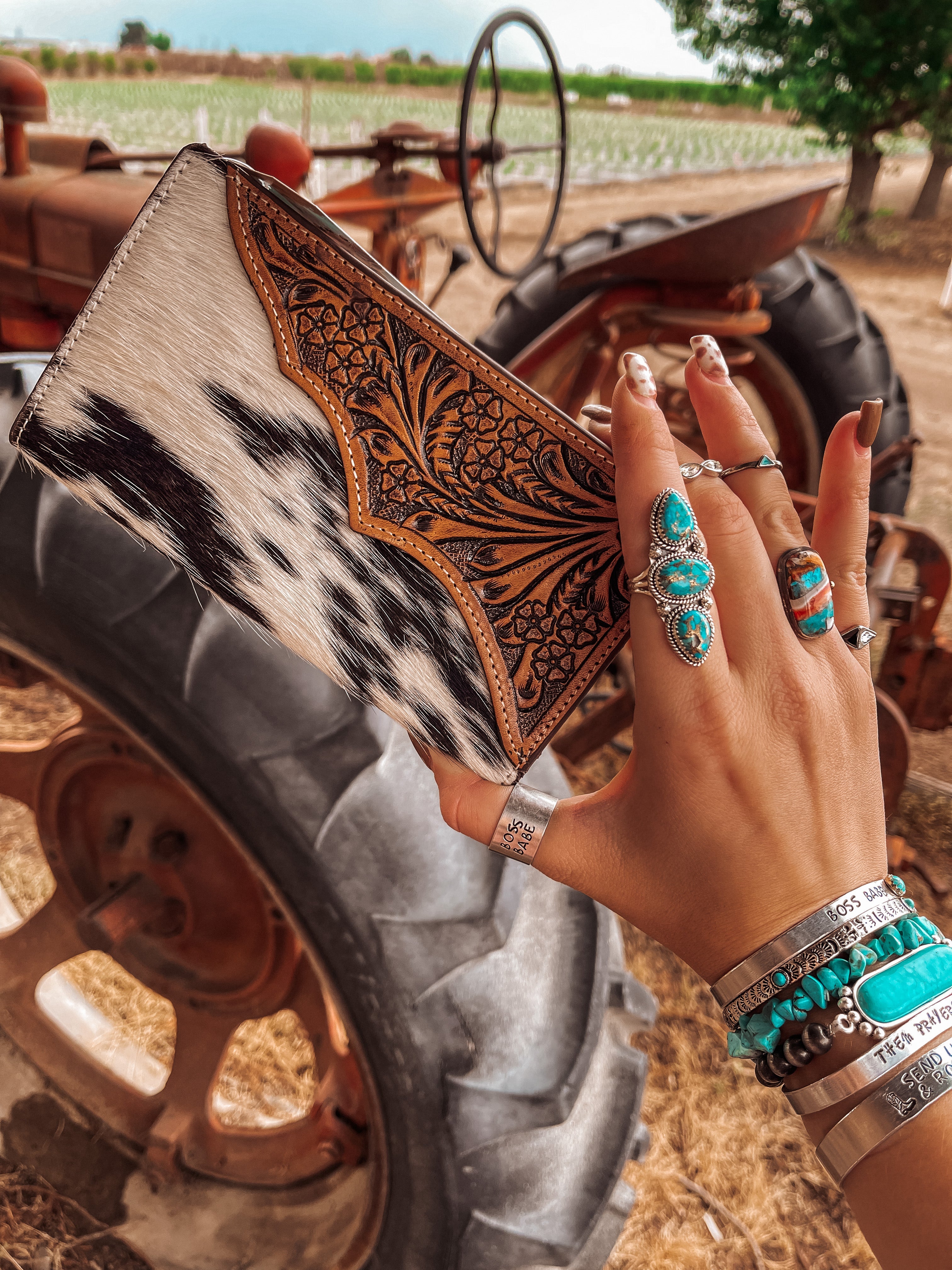 Haute Southern Hyde Dusty Anna Tooled Wallet — construction detail