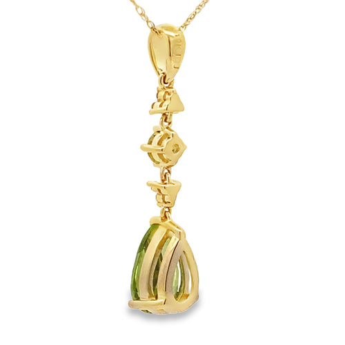 Peridot Diamond Fashion Pendants 10KT Yellow Gold