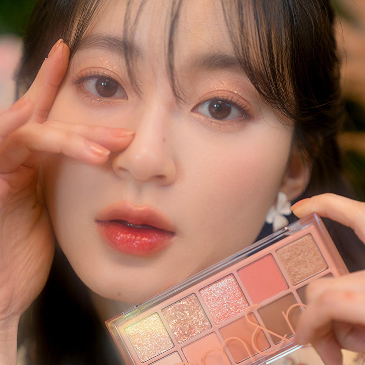 rom&nd Better Than Palette Eyeshadow Palette 02 Mahogany Garden - 10 Shade Eyeshadow Palette for Versatile Makeup Looks