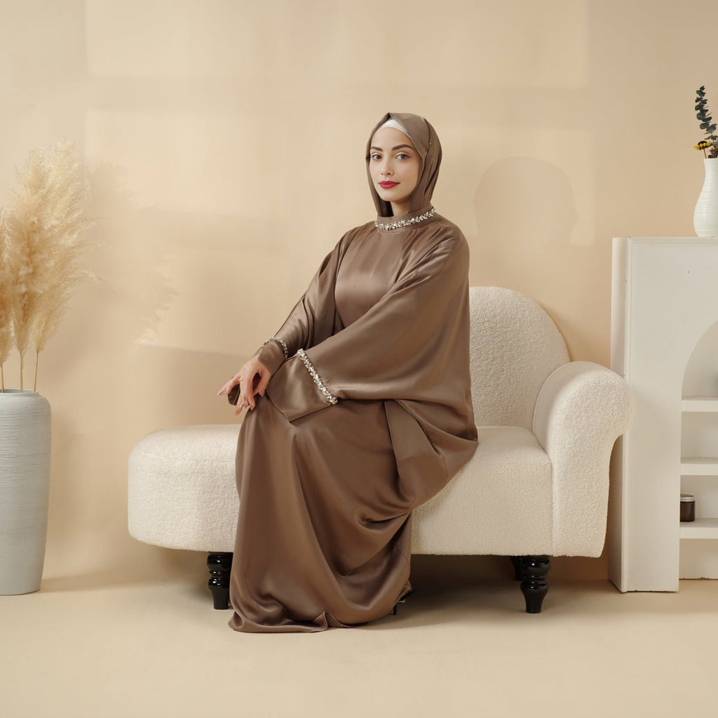 Mariam's Collection Kaftan Batwing Sleeve Luxury Satin Diamond Abaya 2-Piece Set (MA121) — detail shot 9