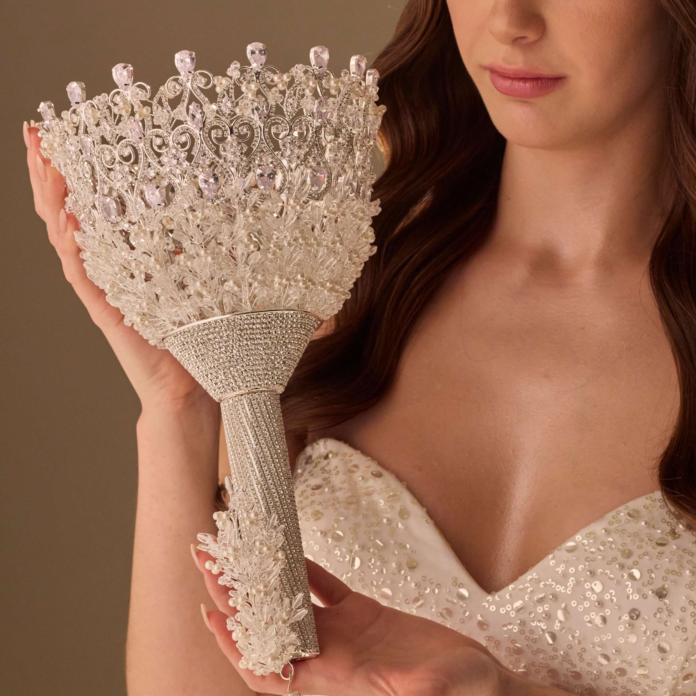 Elegant Silver Quinceañera & Wedding Bouquet Holder – Handcrafted with Pearls & Crystal Stones – Bridal Port, view 2