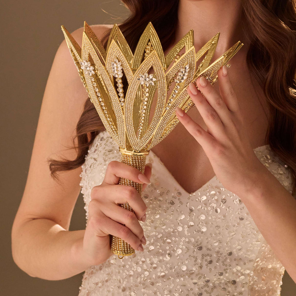 Luxury Gold Quinceañera and Wedding Bouquet Holder – Bridal Port, view 6