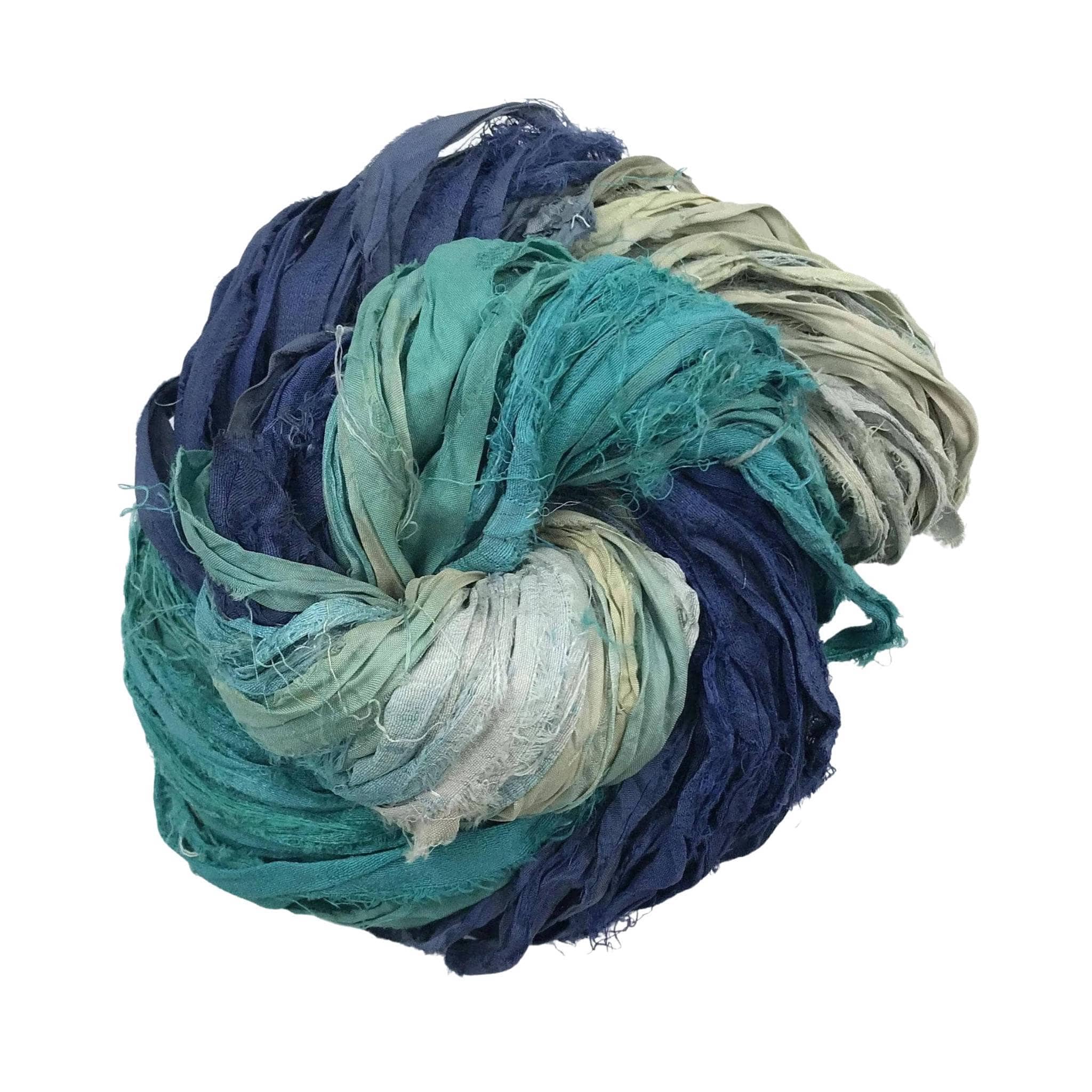 Darn Good Yarn Hidden Heart Bag Crochet Kit — fabric or material detail
