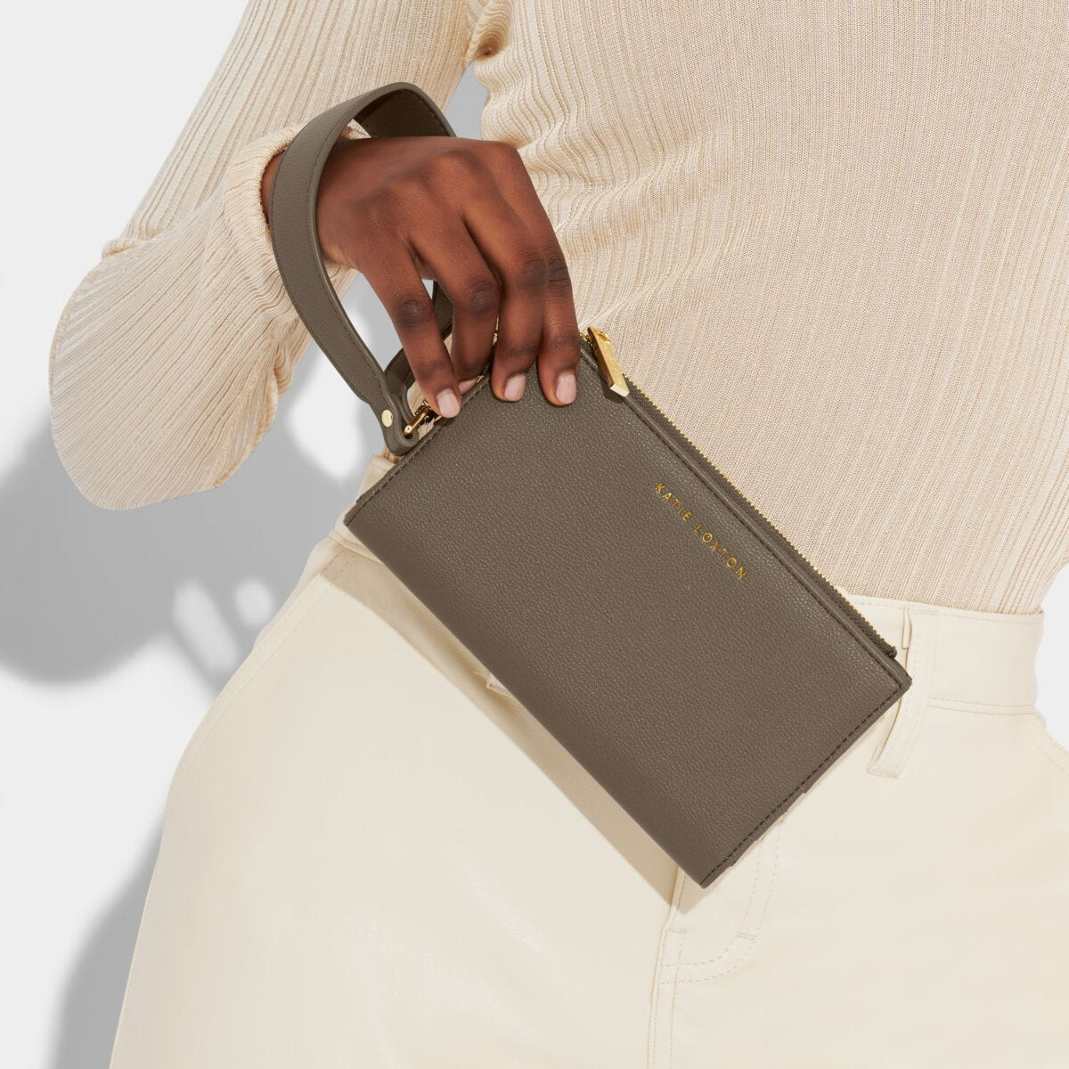 KADOU BOUTIQUE Zana Foldout Wristlet Wallet - Mink — detail close-up