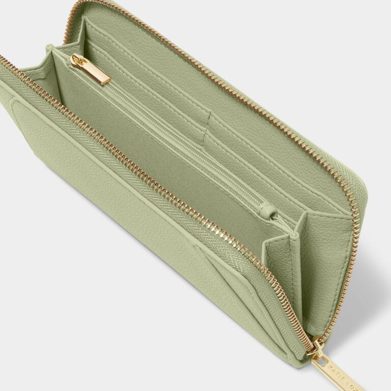 KADOU BOUTIQUE Hana Wallet — in-use photo