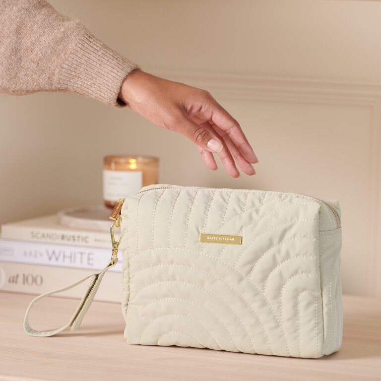 KADOU BOUTIQUE Quilted Maternity Wash Bag With Wristlet — main product shot