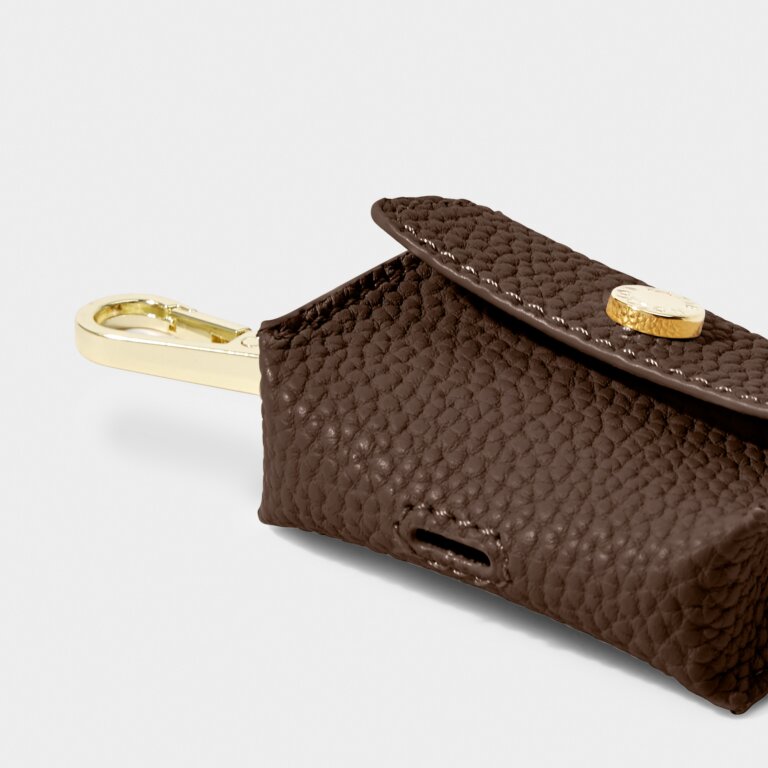 KADOU BOUTIQUE Evie Clip On AirPod Case — feature highlight