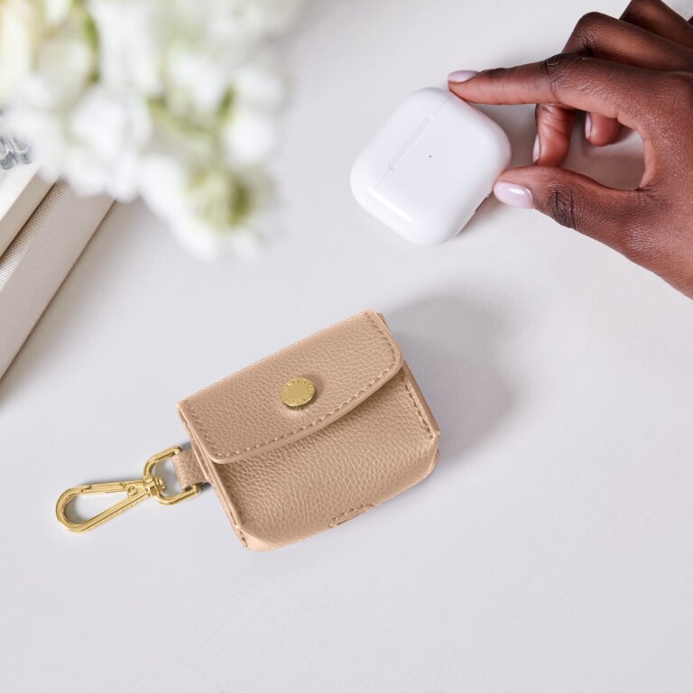 KADOU BOUTIQUE Evie Clip On AirPod Case — product on model