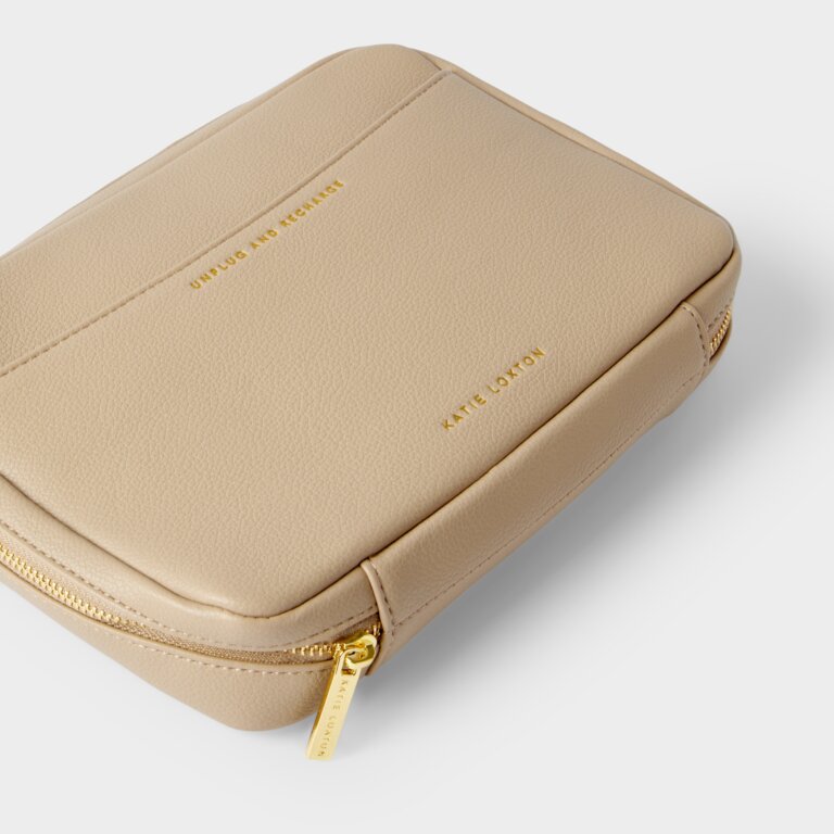 KADOU BOUTIQUE Cable Organizer — in-use photo