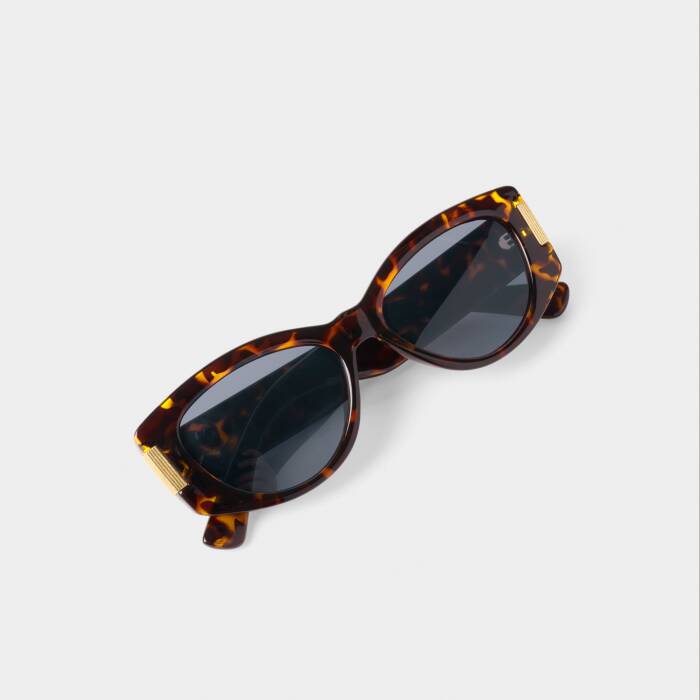 KADOU BOUTIQUE Rimini Sunglasses — side view