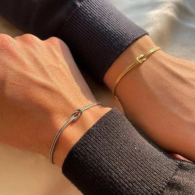 Mariam's Collection Mariam's Collection Knot Minimalist Statement Bracelet (MAC288) — main product shot